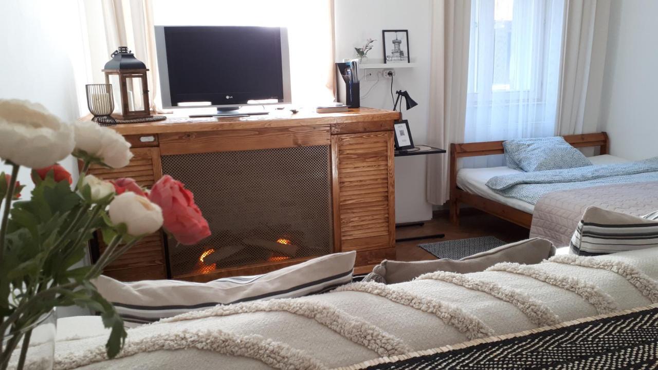 M&M Apartment Budapest House Eksteriør billede