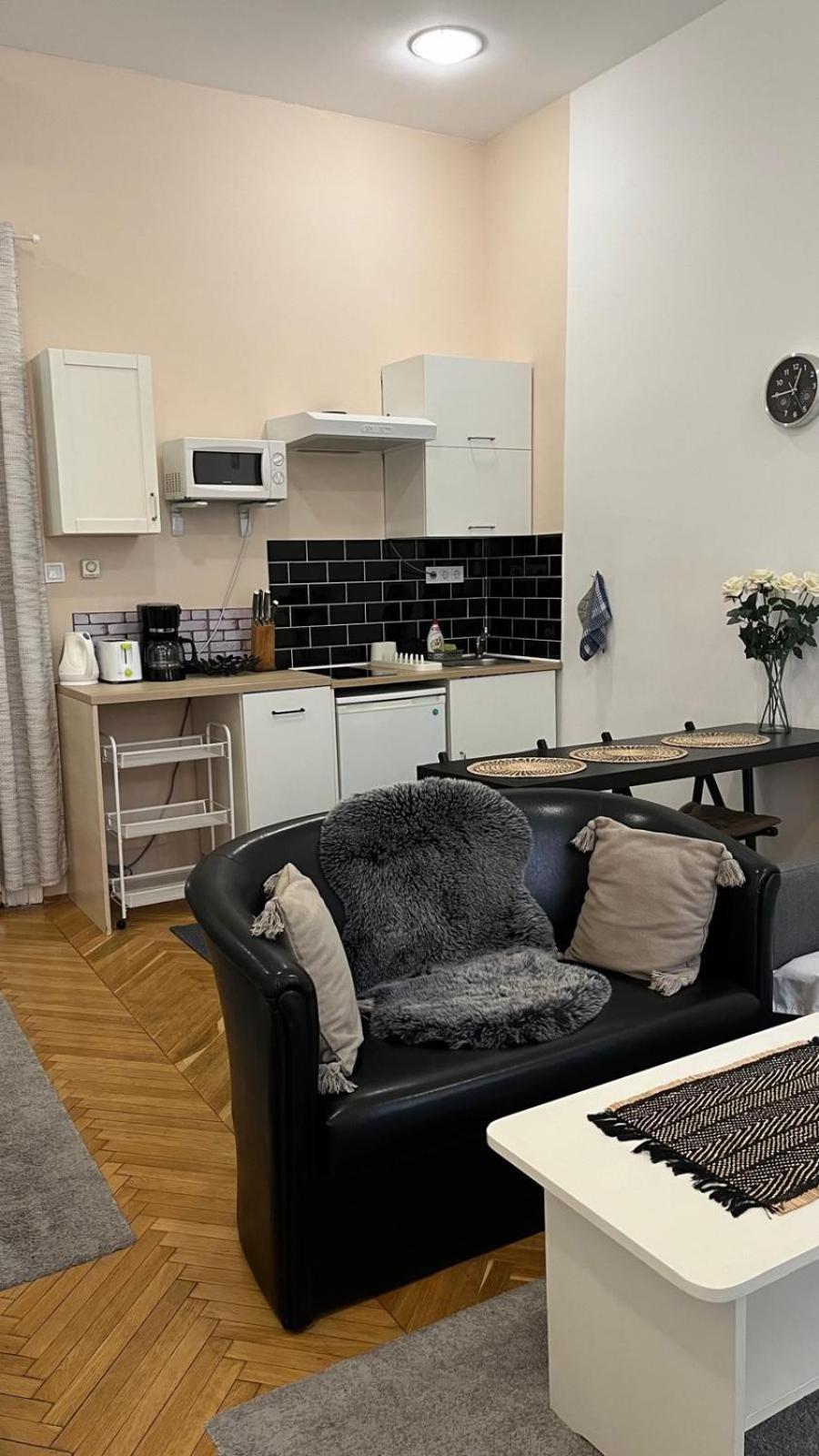 M&M Apartment Budapest House Eksteriør billede
