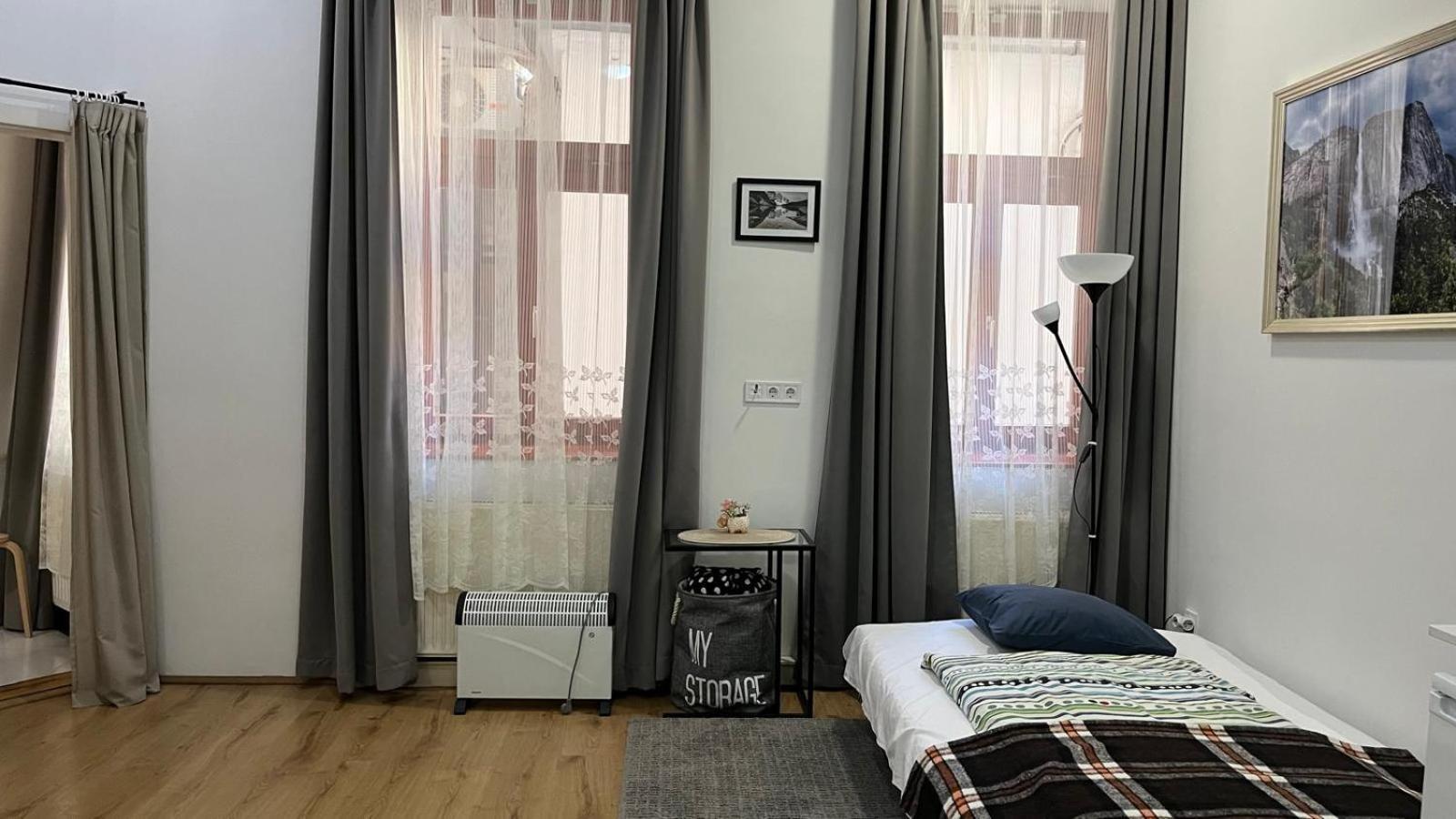 M&M Apartment Budapest House Eksteriør billede